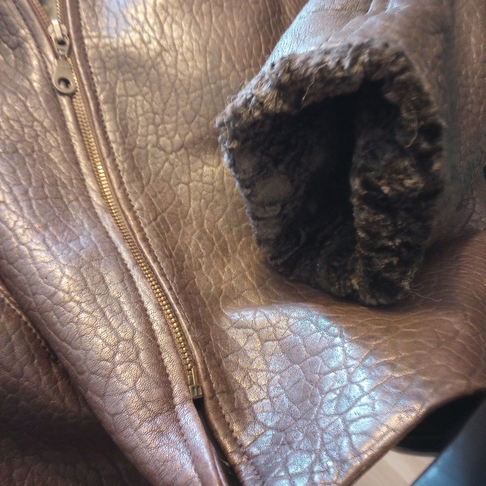 Jacket, belted leather - Picture 4 of 4